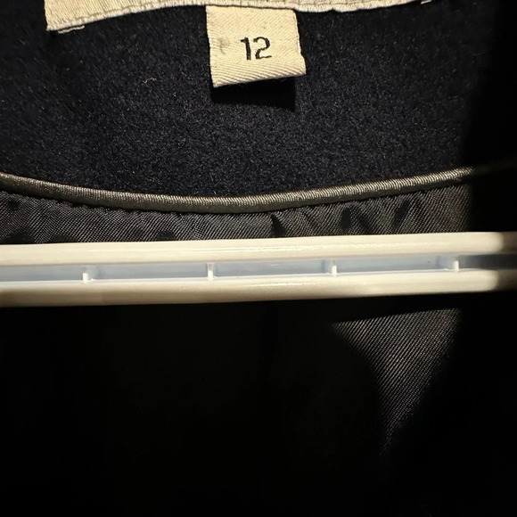 DKNY wool blend coat navy with black great condition  size 12 asymmetrical - Picture 9 of 9